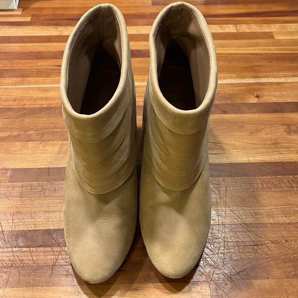 Zara booties tan size 38